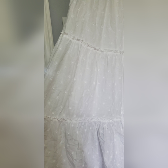 Dress - Picture 2 of 7